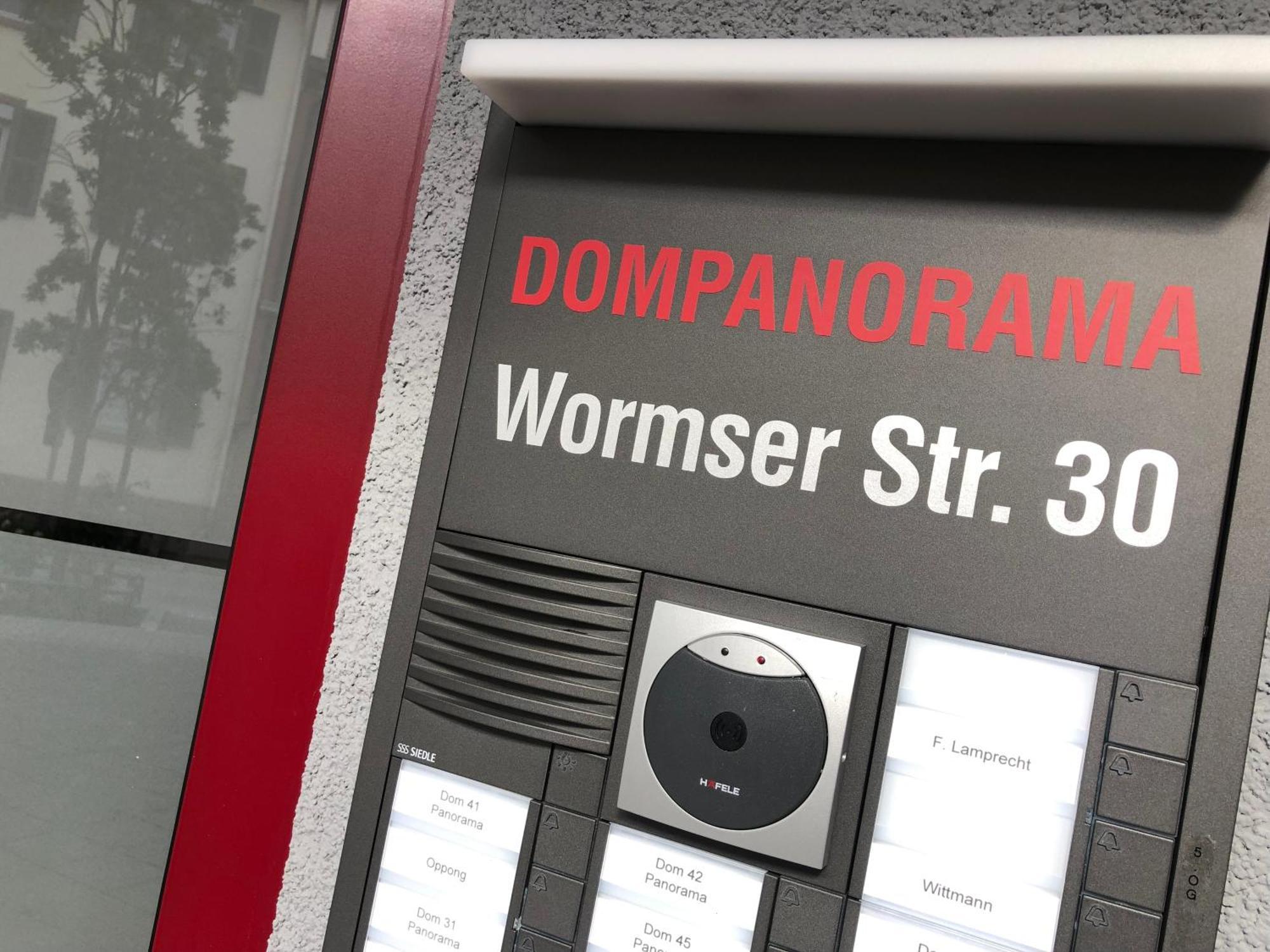 Dompanorama Der Kleine Dschungel Apartment Fuer 2-4 Pers Speyer Exterior photo